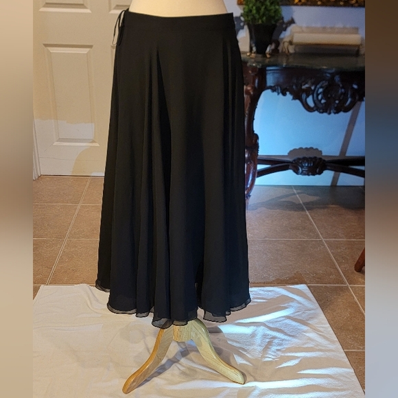 Oleg Cassini Black Tie Black Silk A-Line Maxi Skirt Size 12 - Picture 2 of 16